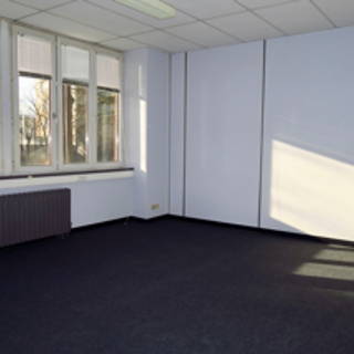 Bureau privé 23 m² 3 postes Location bureau Rue Berthelot Lille 59000 - photo 1